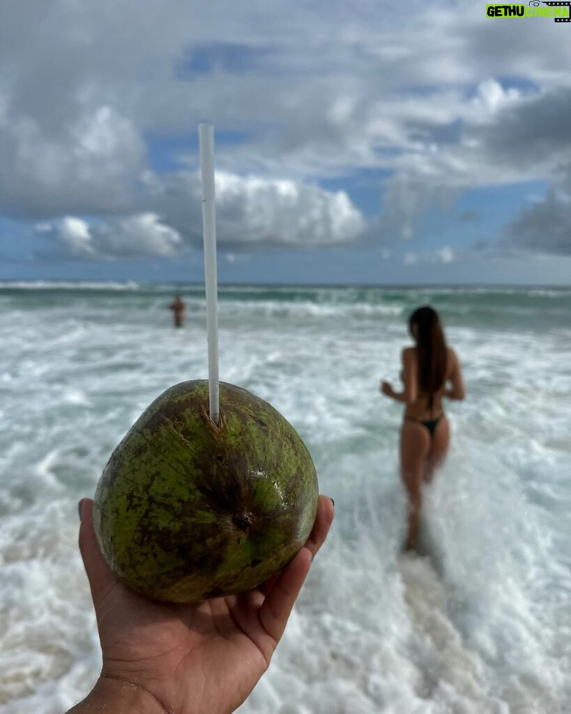 Catalina Vallejos Instagram - 🇧🇷🫶🤍 🥥placer no culpable, viajar ✈️