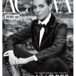 Catarina Furtado Instagram - Sou capa do conceito de mudança da Revista @activarevista Estou diferente da minha imagem mais habitual :) Somos todos e todas feitas de várias camadas, como uma cebola que se vai descascando (numa alusão ao dramaturgo Ibsen). Esta também sou eu. Inteiramente eu. Pronta para o que der e vier, a confiar, de braços abertos e cheia de vontade em continuar a agarrar a vida, tentando que nunca me fuja:). Fui fotografada pelo meu fotógrafo do coração, @pedro.ferreira_photography e preparada pela melhor equipa do mundo! Leiam a entrevista feita pela @catarina.fonseca.31 , por favor, digam coisas porque eu também gosto de ouvir. Às vezes é mesmo o que mais gosto de fazer: calar-me e ouvir-vos. Até já ! ❤️ #capa #revistaactiva #mudança @cristinagomes.makeup @helenavazpereira @mafaldamotalves