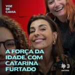 Catarina Furtado Instagram - Fui convidada do último episódio do podcast da Tânia Graça e da Ana Markl “Voz de cama”. E aproveito para agradecer todas as muitas mensagens privadas que recebi sobre a importância da nossa conversa. Falámos sobre o tempo, o passar dos anos, a imagem, o idadismo, a perimenopausa e a menopausa, sobre relações, sexualidade, e sobre a 12’ Conferência da Corações com Coroa que acontece já amanhã no Porto e onde teremos a Tânia Graça como uma das pessoas convidadas. Será às 15h, na Casa da Música. Entrada gratuita mediante inscrição em : conferenciaccc@gmail.com Vamos passar uma tarde à volta da afirmação ; “Porque faz sentido ser feminista”. Obrigada aos convidados e aos artistas que vão subir ao palco !!!!🙏 Conto convosco! @coracoescomcoroa @marisaliz_oficial @monicaferrounfpa @taniiagraca @pedro.abrunhosa @mariodanieloficial @zepmau @clara.nao @helderdiasmarques @continente @adagietto_pt @wearezof @tres_aga_studio @carlao_nabatalha @naughtyboysagency @joaopedrolferreira #conferenciaccc @casadamusicaporto #coracoescapazesdeconstruir #12anosccc #feminismos #missaocontinente #senasantos @miguelbarros2 #50anos25abril @antena3rtp @ana_markl