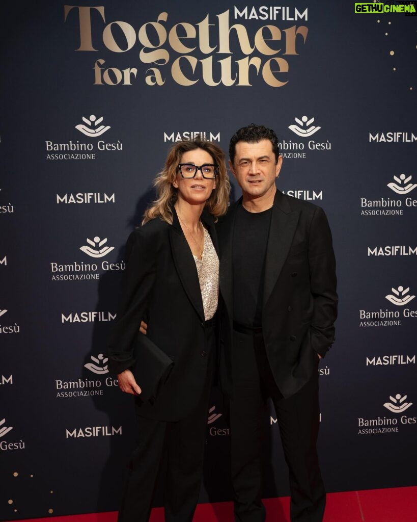 Catrinel Marlon Instagram - Together for a Cure @masifilm_official X @associazione_bambinogesu Thank you everyone for the support 🫶