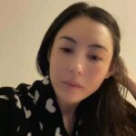 Cecilia Cheung Instagram - 肚餓到醒咗，怎麼樣也睡不回去，拍片和你們說話，感覺家裏沒有那麼安靜😂😂雖然都知道你們也在睡覺中，自我心態調整🤪🤪🤪🤪🤪🤪🤪