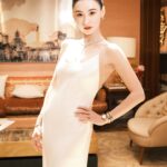 Cecilia Cheung Instagram - ·#张️柏芝✖#BVLGARI宝格丽 · 洁白飘逸🤍尽显风姿绰约 自在随风✨共享巴黎旭阳 ·SERPENTI灵蛇系列75周年展·