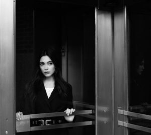 Cemre Gümeli Instagram - #decisionsdecisions