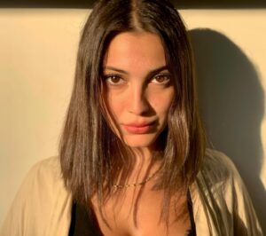 Cemre Gümeli Instagram - Domates fazını atlatarak bronzluğa geçiş yapıldı🤘🏻