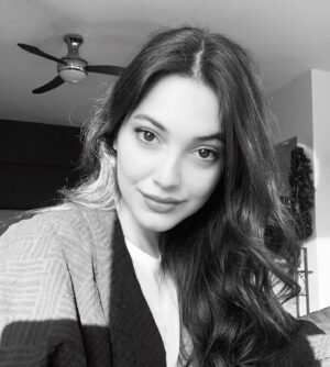 Cemre Gümeli Instagram - #challangeaccepted @berenuz @zumreerturk #womensupportingwomen #istanbulsözleşmesiyaşatır @simgegurkan