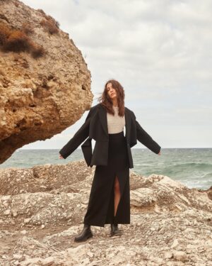 Cemre Gümeli Instagram - Feel the wind.