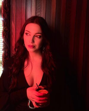 Cemre Gümeli Instagram - Last nite🖤