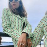Ceren Moray Instagram - Fişuuv diye yaptık ettik bu seriyi..