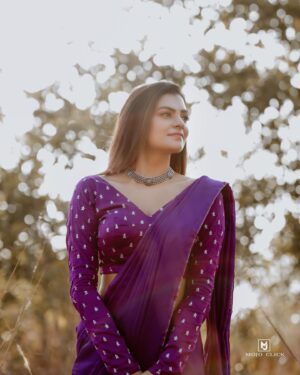 Chaithania Prakash Instagram - 🥀🖤

Photography: @mojo_click 
Mua & hair: @karthika.nitheesh 
Costume: @ajithalavender 
Jewellery: @orangebeautycollection2022 
Styling: @karthika.nitheesh