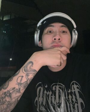 Chanagun Arpornsutinan Instagram - 🧛🏻‍♂️