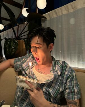 Chanagun Arpornsutinan Instagram - ยี่ชิบแปดแล้วฮาฟฟู่ว