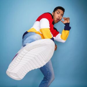 Chance Perdomo Instagram - Failure is unimportant. It takes courage to make a fool of yourself. - Charlie Chaplin 🎩 •
The wise man does at once what the fool does finally - Niccolo Machiavelli ⚔️