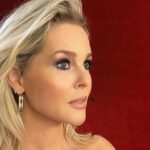 Chantal Janzen Instagram - Leco’s got talent. Foto’s haar & make-up voor @hollandsgottalent door @lecolook Styling: door de onvolprezen @kelly_huijsman_styling 💕 #whatthefuchsia