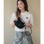 Charlene Choi Instagram - 久違的 #正菜妍誠意推介 😏 @burberry #Burberry