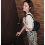 Charlene Choi Instagram - 久違的 #正菜妍誠意推介 😏 @burberry #Burberry
