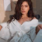 Charlie Chauhan Instagram - Shot by @areesz Mua @divvsskhanna