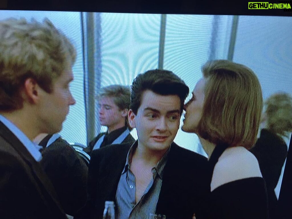 Charlie Sheen Instagram - ‪check out‬ ‪Brad Pitt‬ ‪in the background ‬ ‪as a server!!!‬ ‪No Man's Land‬ ‪circa '87‬ ‪bang! ‬ ‪#tbt‬ ‪©‬ ‪x!‬