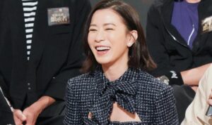 Charmaine Sheh Instagram - 九年後，我倆再度合體，點睇？
.
.
.
👗 @alessandrarich @harveynicholshk
💍 @damianiofficial
Styled by @mopiko
Makeup by @katherine_lo1228 
Hair by @lorrainelam @hairculturehk