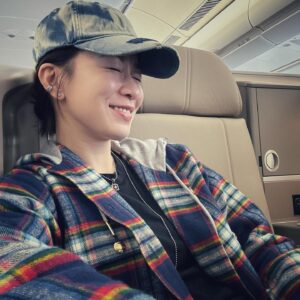 Charmaine Sheh Instagram - Work with my love. 
#又飛喇 #一陣見