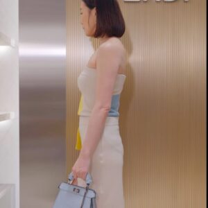 Charmaine Sheh Instagram - Thank you Fendi for having me❣️
Still struggling which bag I should bring tonight 🤔🤔 Peekaboo or Origami. What do you think? 

@Fendi #FendiSS24