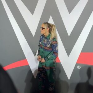 Chelsea Cardona Instagram - :
جانب من لقاء نجوم WWE سامي زين وتشيلسي جرين وليف مورجان بعدد من المعجبين في الرياض 🇸🇦

#WWEKingAndQueen