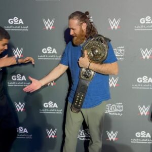 Chelsea Cardona Instagram - :
جانب من لقاء نجوم WWE سامي زين وتشيلسي جرين وليف مورجان بعدد من المعجبين في الرياض 🇸🇦

#WWEKingAndQueen