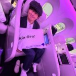 Chen Bolin Instagram - Kia Ora !!! 🇳🇿🪽 Kei te pēhea koe ！😁✨ 奇異的國度,奇異的旅伴,奇遇哪些新朋友呢😃✨~~ 🟡🌳 Ü 🤙🏻❤️‍🔥💥 🦙🦢🦆🪶🪶🪶 KIWI KIWI KIWI ! 🥝✨🏹 @airnz #紐西蘭航空台北直飛 #WhatATrip