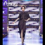 Chiara Francini Instagram - 🌈🇮🇹💖 ... la quarta puntata di #dragraceitalia è fuori da qualche giorno. Il tema è: Il diavolo veste Drag🌈 Runway: Red passion Week! Color cioccolato da mordere, vi aspetto. ❤️ La quarta puntata di #dragraceitalia 3 è su @paramountplusit Watch #DragRaceItalia Season 3 now! ♥️🇮🇹 Streaming on: 🌎 @wowpresentsplus worldwide ❤️Priscilla, io, Paola, Paolo e Ciro e Jessica vi aspettiamo❤️ Prodotto da @ballandi_ @dimitricocciuti ❤️ Dress: @tods by @walterchiapponi Shoes: @lesilla Fascinator: @francescacuccohandmade Tailleur: @roberto_cavalli by @faustopuglisi Shoes: @lesilla Hair- band: @roberto_cavalli Trench: @sandroparis Sunglasses: @jimmychoo Make up: @valentini.nina Hair: Piero Giordi per @minetteroma Styling: @andrea.mennella Thanks: @comosuenaelcorazon @angycom72 Le nostre QUEENS @sypario @vezirja @sissylea.queen @lasheevadq @amy_krania_dq @silvanadellamagliana @morgana.cosmica @laprada_weareallprada @the.leila.yarn @aurora_lightning @adrianapicassoofficial @lina.galore @bianchinimelionce