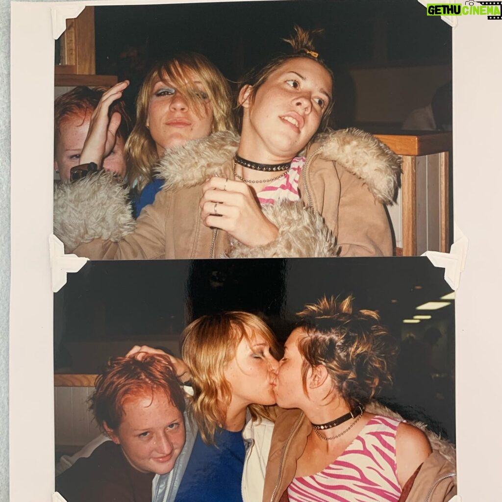 Chloë Sevigny Instagram - Missing you @alannalannibug we hold you in our hearts and on our minds till we meet again. 🕯 Aug 7, 1977~Jan 31, 2021