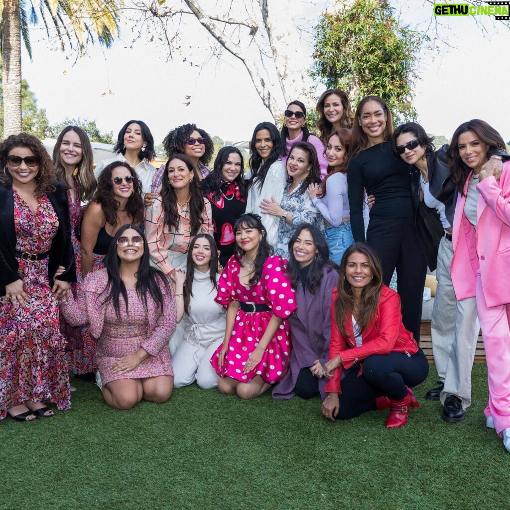 Chloe Bridges Instagram - My galentines 💕 thank you to the very best host @evalongoria and to @elsamariecollins @angeliquecabral @gloriakellett for getting us all together!! 📸 @carlosericlopez