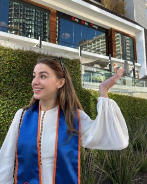 Chloe Lukasiak Instagram - I’m officially a college grad 🫶🏻