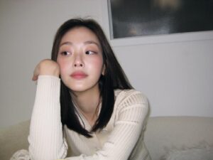 Choi Hee-jin Instagram - 💋