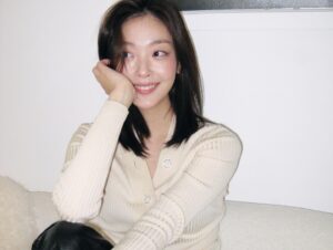 Choi Hee-jin Instagram - 💋