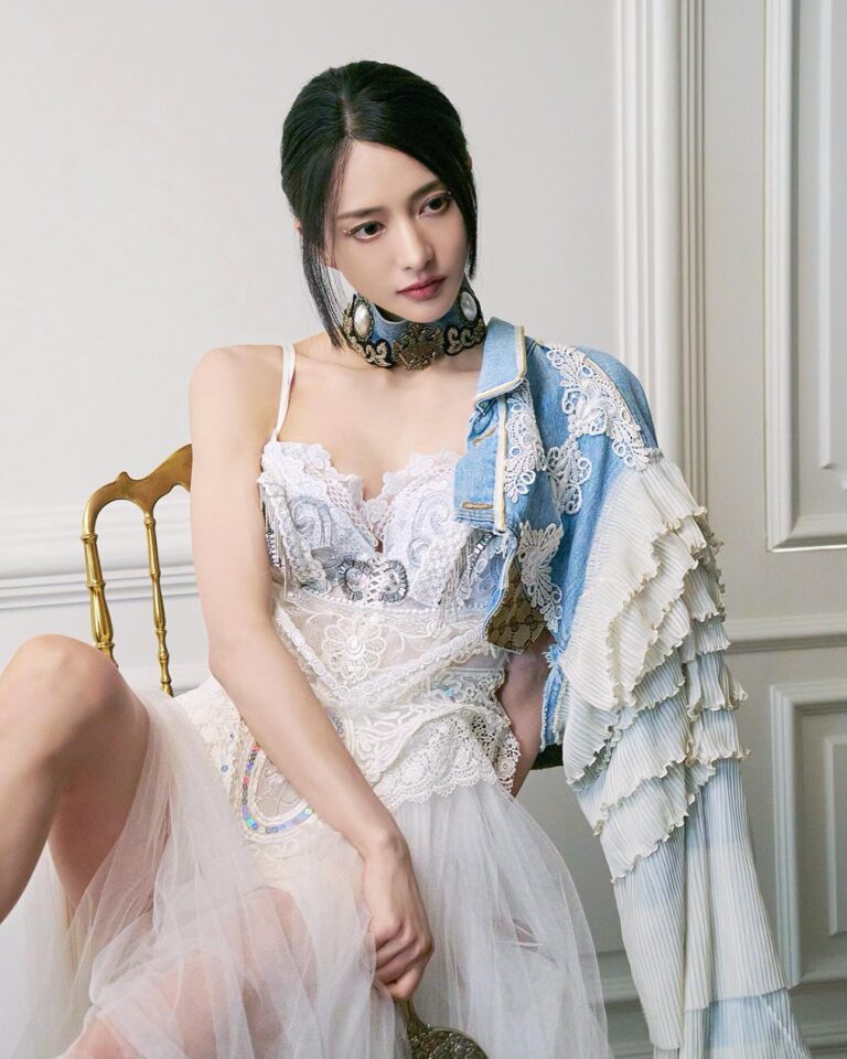 Choi Yeon-cheong Instagram - 🩰 #발레화보 #balletmagazine