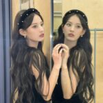 Choi Yun-jin Instagram - 🎂🖤