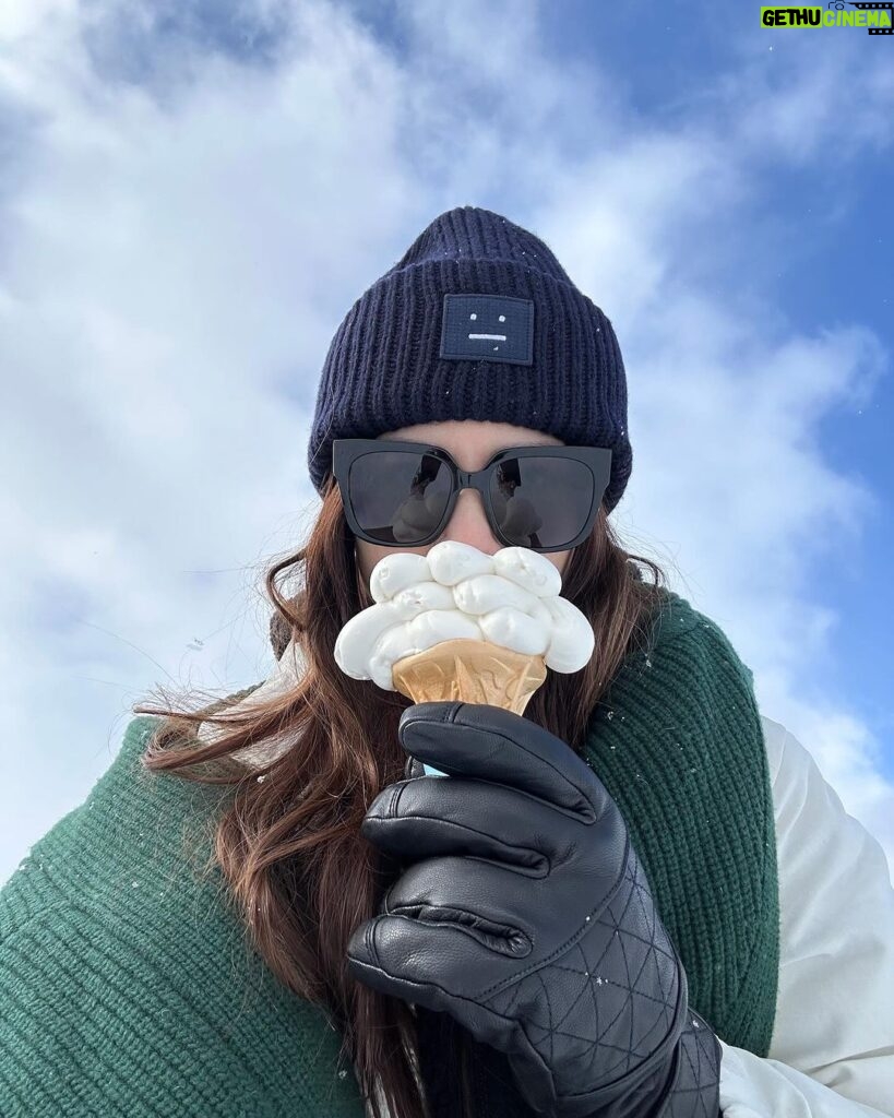 Chrissie Chau Instagram - ⛄️❤️☁️🍦