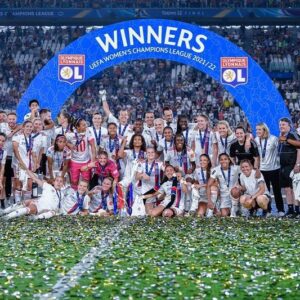 Christiane Endler Instagram - Si lo puedes soñar, lo puedes lograr 🏆🥇 @wchampionsleague @olfeminin