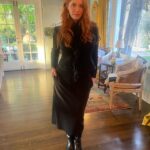 Christina Hendricks Instagram - Week wrap up @theformosa @italiansdoitbetter @desire_musicofficial @thedandywarhols @calla @fondatheatre @partlowofficial #victoriannecklace