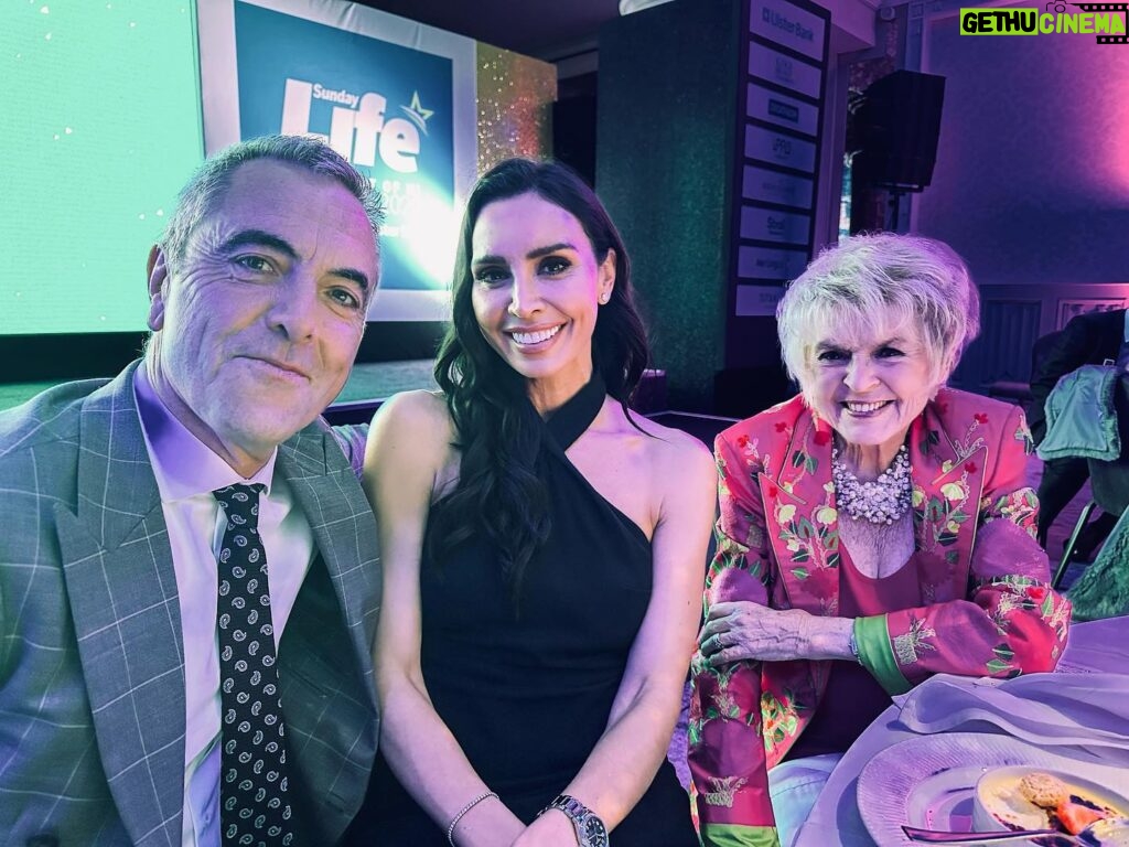 Christine Lampard Instagram - Thank you so much @sundaylifenews for inviting me along to the Spirit of Northern Ireland Awards. A wonderful night celebrating incredible people. Had the chance to catch up with some old friends too 🥰🥰 #sundaylife #spiritofnorthernirelandawards @kellyallen01 @donate4daithi
