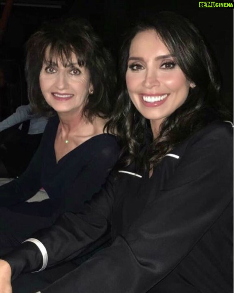Christine Lampard Instagram - Our birthday girl! Happy birthday to the best mum in the world!! We’re the luckiest ever @nikjayne_12 @nikatthebarnrescue 🥰🥰🥰