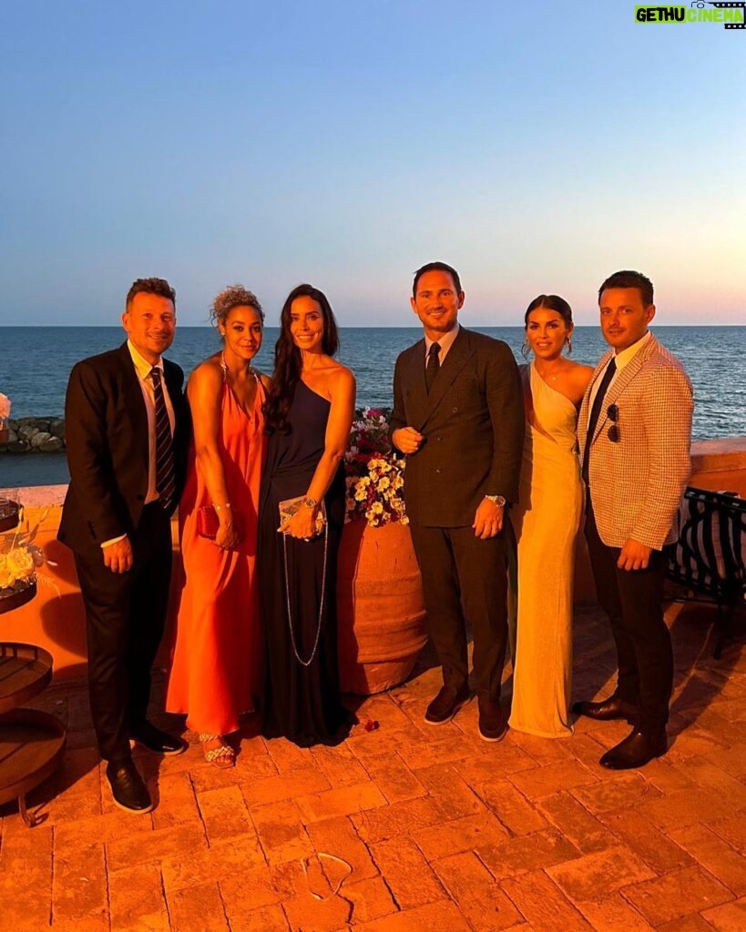 Christine Lampard Instagram - A beautiful wedding in such a beautiful place! Congratulations @sharoncanu @theofficialac3 ❤️