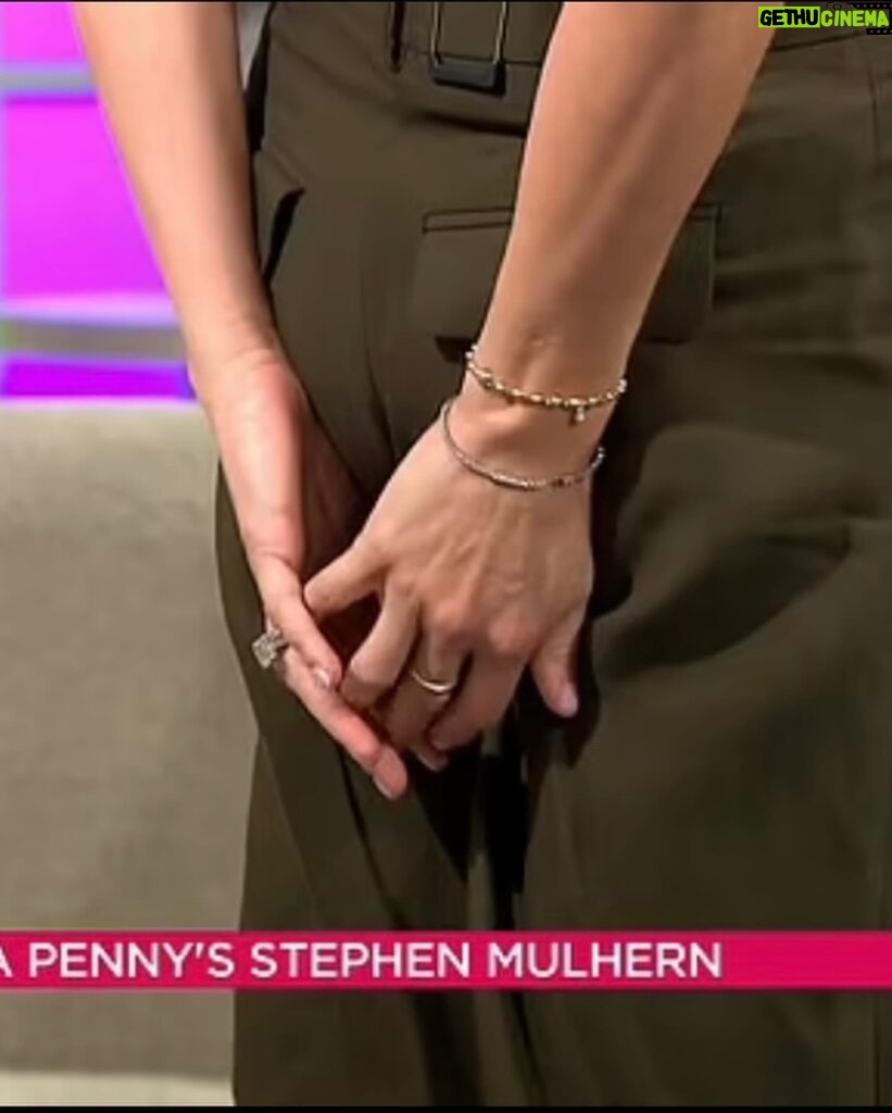 Christine Lampard Instagram - Poor Jamie on Camera 4 had the unfortunate task of a close up shot of my bum this week. I’m offering my apologies @j_me003 it’s all @stephenmulhern fault #inforapenny @lorraine 🤣