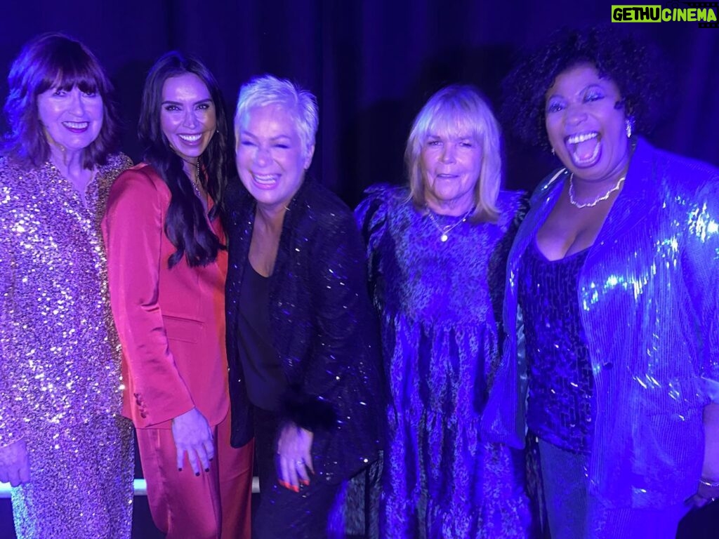 Christine Lampard Instagram - Thank you to our wonderful audiences keeping us company on the #loosewomenlive tour! You’ve been absolutely immense!! 🥰💖 @loosewomen @thelondonpalladium @atg_tickets #manchester