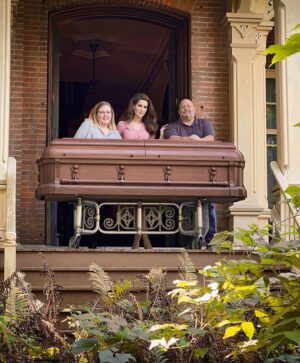 Christine McConnell Instagram - My antique Marsellus Casket arrived just in time for Fall 🍁⚰️🍁

My friends @Michael5952 and his wonderful daughter @Carolannkregel (who are a father/daughter team of Morticians) were able to find this eerie treasure for me ♥️☠️♥️

They were even amazing enough to include a beautifully well worn embalming table, which Ive set up in the basement! 🍂👻🍂