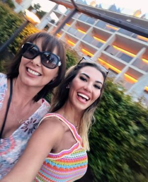 Christine McGuinness Instagram - I’d be lost without my mum, I’d be lost if I wasn’t a mum 🥹❤️❤️❤️

Motherhood is a choice you make every day to put someone elses happiness and well-being ahead of your own. To teach the hard lessons, to try and do the right thing, even when you’re not sure what the right thing is!
And to forgive yourself over and over again for doing everything “wrong” 😅
Motherhood is amazing.
And then it is really hard.
And then it is incredible.
And then it is everything in between. 
So, hold onto the good, breathe through the bad, and welcome the wildest and most wonderful ride of your life ❤️ 

I know today isn’t easy for everyone, sending lots of love and strength 🥰