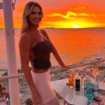 Christine McGuinness Instagram - Chapter 36 🎉🎂🙌 Year 35 you were incredible 🥹❤️ Some of my highlights from last season.. I climbed a mountain ⛰️ I went on a dream holiday with my mum and my babies 🥰 My dad got better ❤️ I wrote another book 📚 launched my own products in stores all over the uk 🛍️ and brought out my own clothing brand @weare___her 🙌 I made another documentary with @bbc 🥲 I went ‘on the run’ for @su2cuk with my bestie @mrduncanjames and done a life changing spiritual journey making new friends on Pilgrimage 👯‍♀️ I won a diversity award 🏆 and a Guinness world record! And so much more that I can’t share yet 🤐 I have loved 35 👸🏼 I’m even more exited about this next season 😃 Feeling more comfortable in my own skin, being more myself, and definitely doing more of what I love ❤️