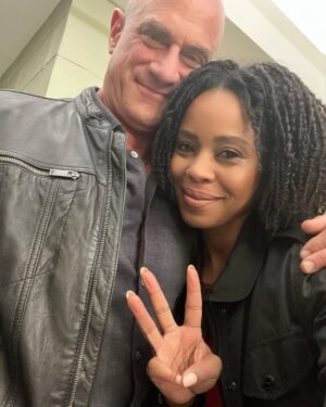 Christopher Meloni Instagram - Goodbye OC season 3. #Love #Craziness #Camaraderie Until next time @daniellemonetruitt @shespokerebecca and everyone connected with the show.