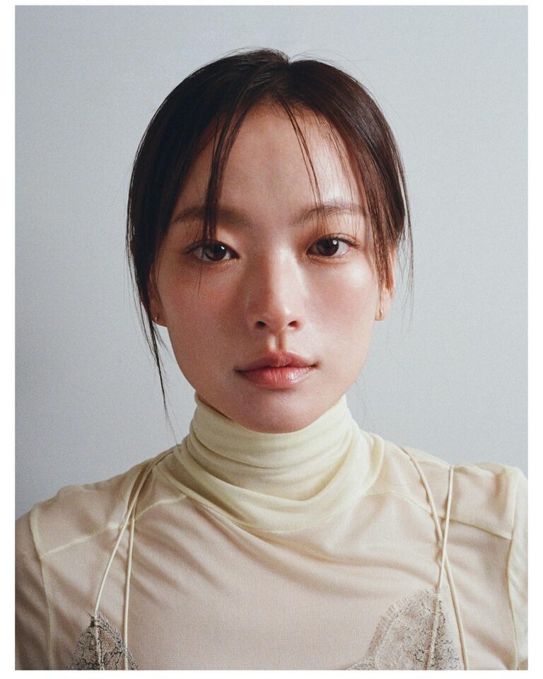Chun Woo-hee Instagram - B컷 @harpersbazaarkorea