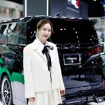 Chutima Teepanat Instagram - B Autohaus @bautohaus.official สัมผัสรถตู้ครอบครัวและชุดแต่งใหม่ล่าสุดของ New Toyota Alphard / Vellfire นั่งสบาย ฟังก์ชันครบ มีรถพร้อมส่งมอบกว่า 200 คัน รับโปรโมชันที่ดีที่สุดในงาน Motor Show 2024 บูธ B11 อาคารชาเลนเจอร์ อิมแพ็ค เมืองทองธานี ตั้งแต่วันนี้ - 7 เม.ย. 67 #BAutohaus #RowenThailand #Rowen