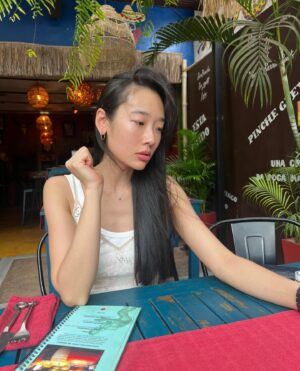 Chutimon Chuengcharoensukying Instagram - 🌮🐟🥩🌯🥑🥗🙆🏼‍♀️🤍🌸